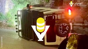 Detienen a Delegado de la SEV tras volcar en Zongolica