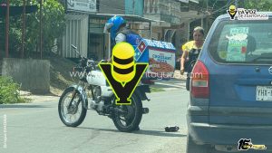 Joven empleado de una pizzería resulta ileso tras accidente vial