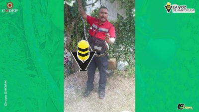 Bomberos capturan culebra en una vivienda