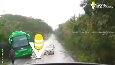 Autobús Conexión a punto de volcar en la Alazán - Canoas: pasajeros resultaron ilesos