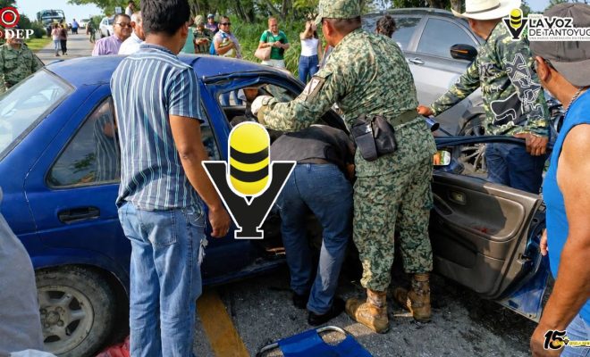 Aparatoso accidente frente al 74 Batallón Militar deja tres lesionados en Tempoal
