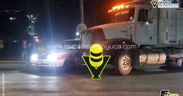 Choque entre taxi y camión deja solo daños materiales en Tantoyuca
