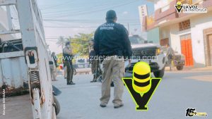 Motociclista resulta lesionado tras choque con camioneta de valores en Platón Sánchez 