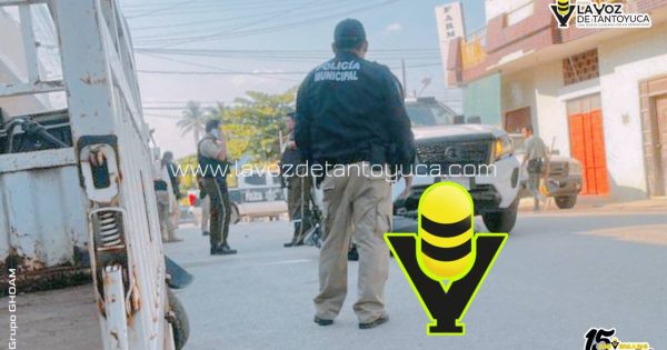 Motociclista resulta lesionado tras choque con camioneta de valores en Platón Sánchez