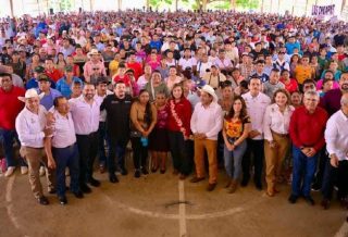 Entrega gobernadora Nahle apoyos a mil 291 #pescadores del sur, lleva un avance del 90 por ciento en todo el estado
