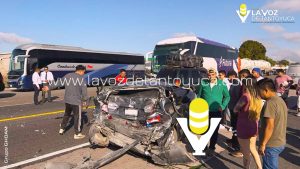 Dos lesionados deja choque de Futura contra un vehículo 