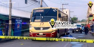 Motociclista pierde la vida tras ser arrollado por camión de pasaje