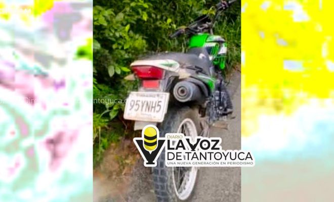 Policías municipales resultan lesionados en accidente de moto