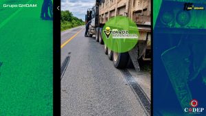 Falla de frenos de tráiler provoca choque contra autobús Vencedor en Tempoal