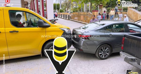 Choque por alcance en el centro deja daños mínimos