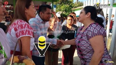Entregan mochilas y útiles escolares en Benito Juárez para fortalecer la educación