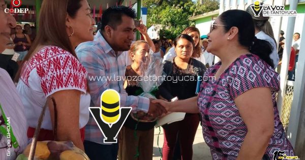 Entregan mochilas y útiles escolares en Benito Juárez para fortalecer la educación