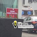 Auxilian a hombre tras desmayarse en un motel