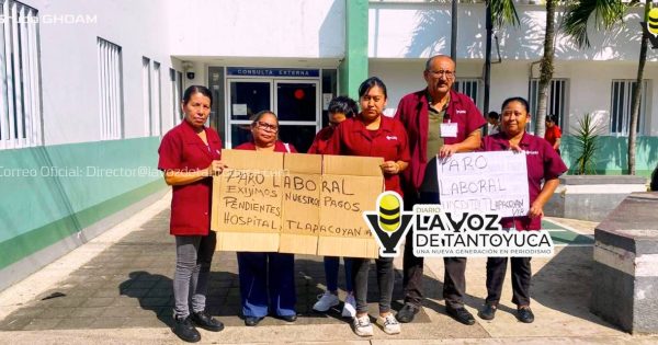 Paro laboral en el Hospital de Tlapacoyan por falta de pagos al área de limpieza