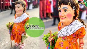 Pequeña participante cautiva miradas durante el arranque del Xantolo 2026 en Tantoyuca