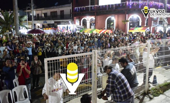 photo_5100708495538981799_y