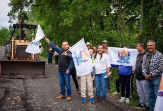 Alcalde Obed Melgoza encabeza banderazo de obra número 16 en La Guásima