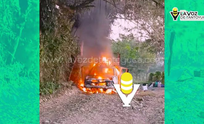 Se incendia vehículo en un camino vecinal, en Chicontepec