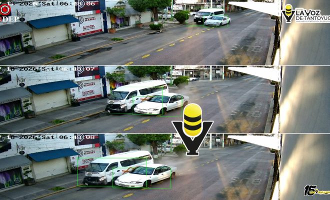 Automovilista provoca aparatoso accidente; colectivo se impacta contra un árbol en Pachuca