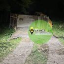 Camión de volteo bloquea acceso a comunidades de Chalma; habitantes exigen intervención urgente