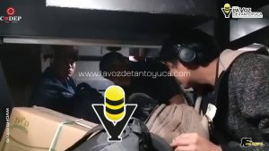Investigan a autobús de la línea Frontera por trasladar pasajeros en la cajuela hacia Monterrey 