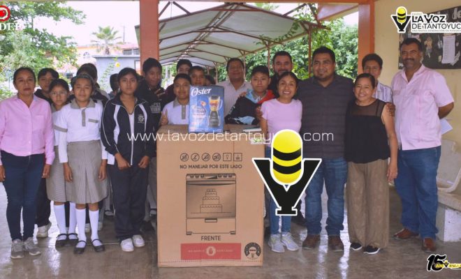 Entrega Gobierno Municipal equipo de cocina a secundaria técnica en Benito Juárez
