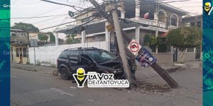 Destroza camioneta en pastoso choque 