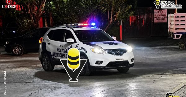 Hallan cadáver en descomposición en vía federal, en Atlapexco