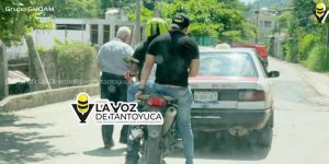 Motociclista choca por alcance sobre la Tametate 