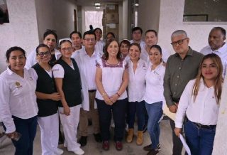 Veracruz prepara contratación de personal médico para 61 Hospitales