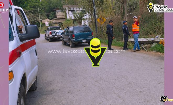 Falla mecánica provoca accidente en Tempoal; familia resulta ilesa