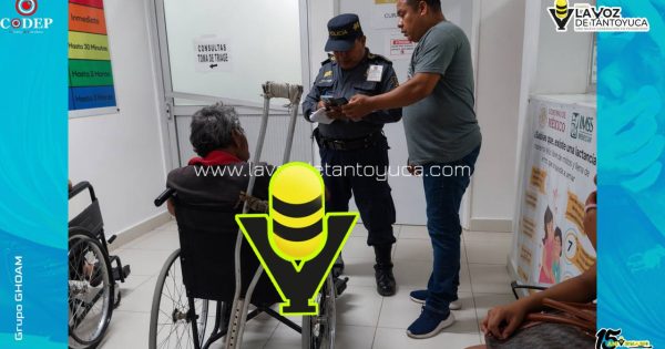 Auxilian a hombre tras caer de su propia altura