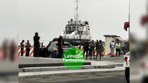 Pareja muere ahogada tras caer al mar con su auto en la Macroplaza de Veracruz