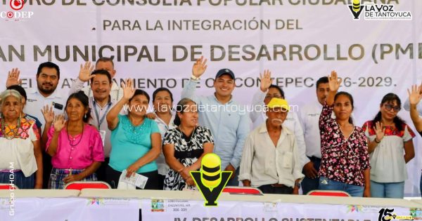 Alcaldesa Aristea Fernández promueve participación ciudadana en foro para el Plan Municipal de Desarrollo