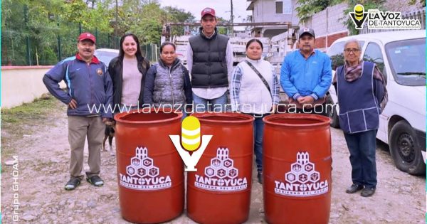 Entrega Ayuntamiento contenedores a comerciantes de San Sebastián