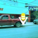 Choque entre auto compacto y camioneta deja daños materiales mínimos