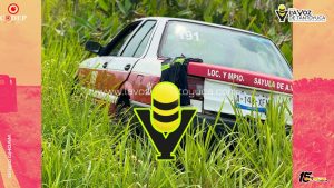 Taxi de Sayula de Alemán se sale de la carretera Las Matas. 