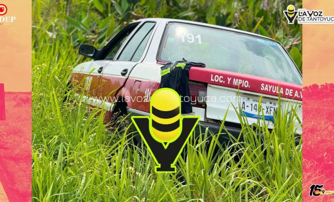 Taxi de Sayula de Alemán se sale de la carretera Las Matas.