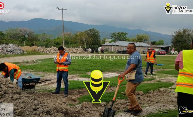 photo_5134452687784054222_y