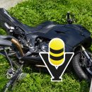Encuentran motocicleta abandonada sobre la carretera federal Alazán - Canoas, en Tantoyuca