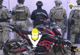 Aseguran moto con placas sobrepuestas en operativo preventivo