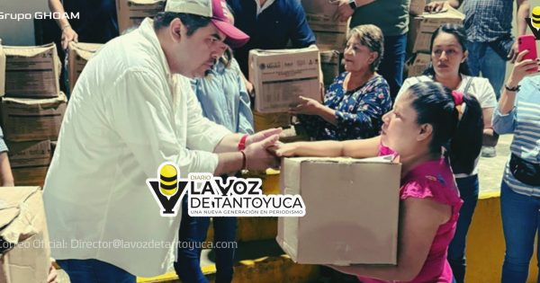 Roberto San Román entrega apoyos a locatarios afectados por lluvias del mercado municipal