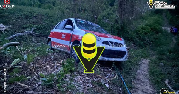 Taxista se sale de camino vecinal en Tantoyuca; resulta ileso