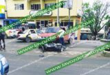 Camioneta embiste a motociclista; un lesionado