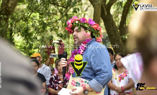 photo_5152656163638807494_y