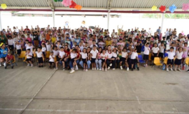 photo_5154509094134680515_y