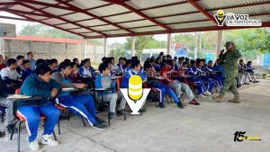 Ejército Mexicano imparte plática preventiva en telesecundaria de Tantoyuca