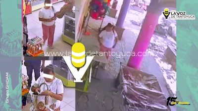 Señalan a docente de robarle el teléfono a una comerciante
