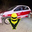 Vehículo de alquiler termina fuera de la carretera; conductor perdió el control