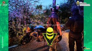 Motociclista resulta lesionado tras derrapar y chocar contra camioneta en Tempoal